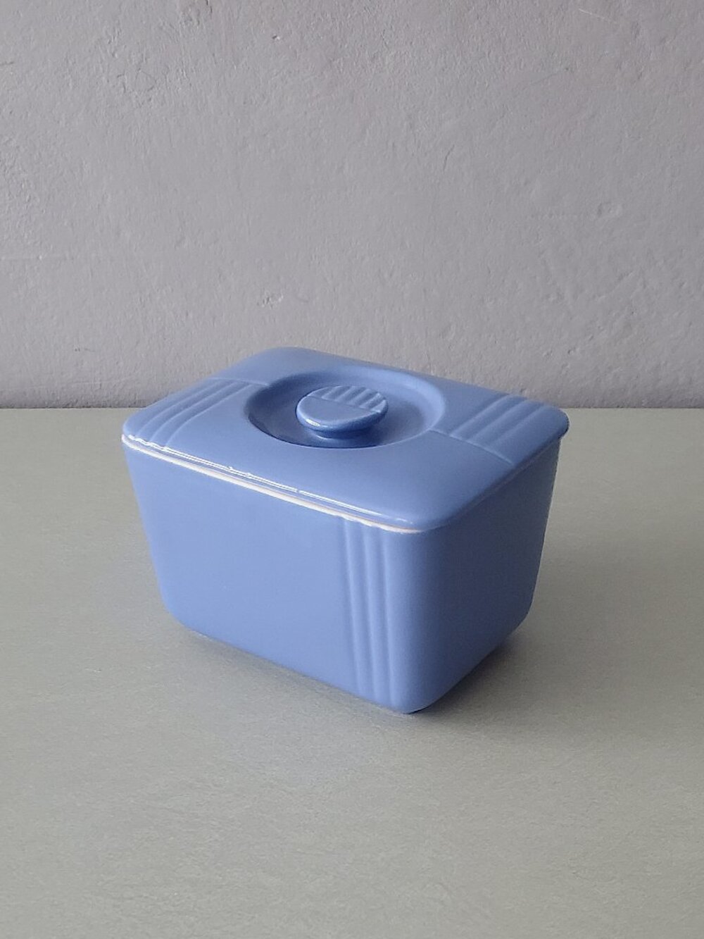Westinghouse Ceramic Refrigerator Dish with Lid/ Art Deco Hall Pottery